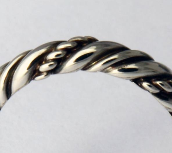 Friendship Ring, one strand, size 5
