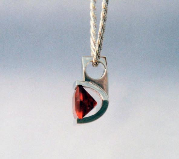 Spessartine Garnet Pendant in 14 k. White Gold | Pendants | Wesley