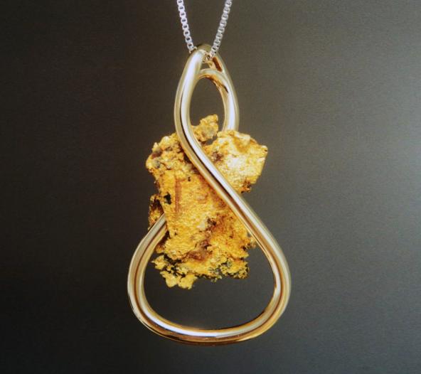 Gold Specimen in 14 k. yellow gold