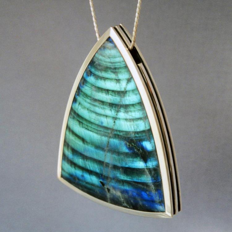 Labradorite, "Bee-hive" Shape with matching earrings