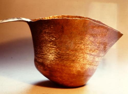 After about 25 courses, the contour under the handle is just beginning to come in.