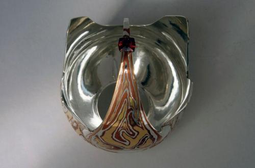 The finished 2010 version of the Rose Bowl showing the attached handle and the sphalerite.
