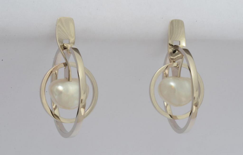 14 k. white gold with Tahiti Pearls