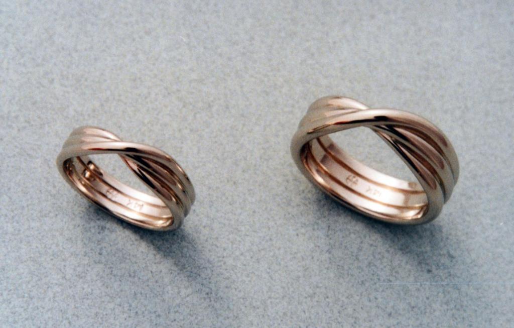 Moebius Rings - wire design