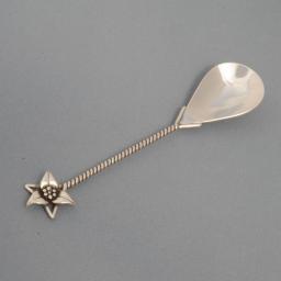 Trillium Spoon