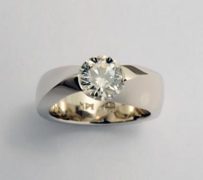 Large Diamond Ring in 14 k. w. gold