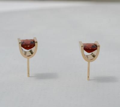 14 k. with Garnets